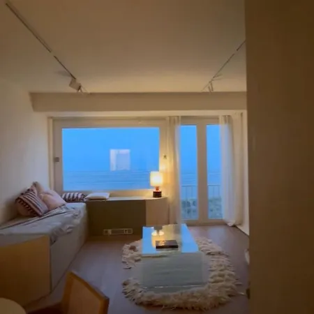 0402, Cosy With Full Sea View And Sunset Vibes
